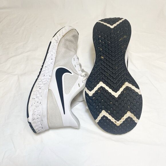 Nike/ Revolution/ Running Shoe/ White-Black/ Women’s SZ 7 - Picture 12 of 13